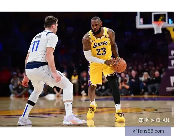 詹姆斯独占多个历史第一 湖人球员打高尔夫合影东契奇靠边站